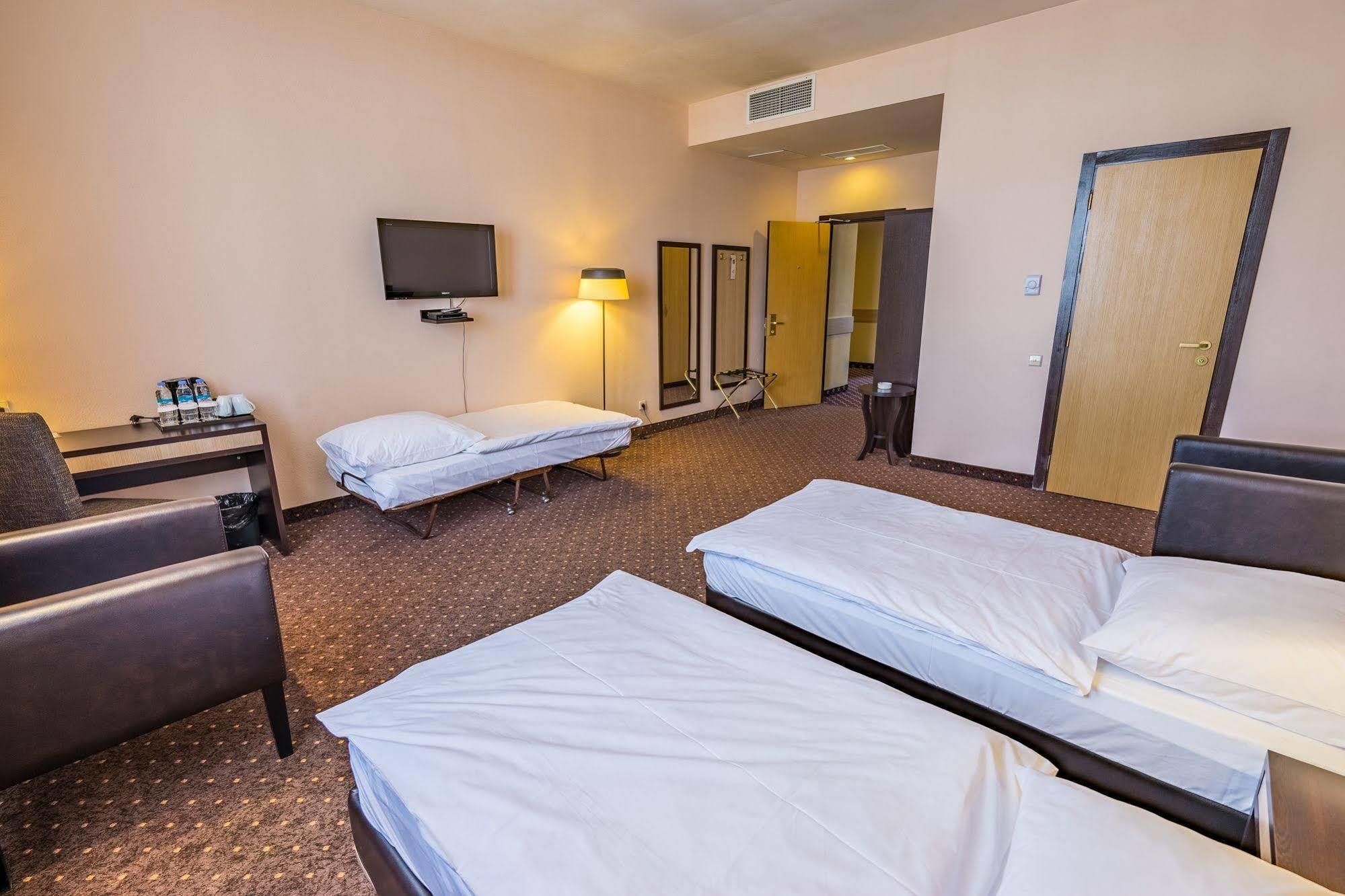 Hotel Lomsia Achalciche Zewnętrze zdjęcie